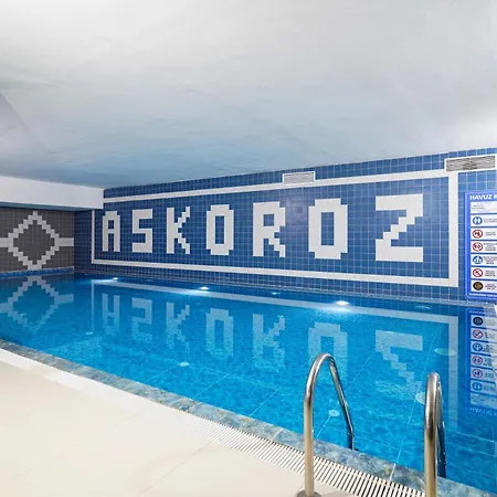 מלון Askoroz איזמיט